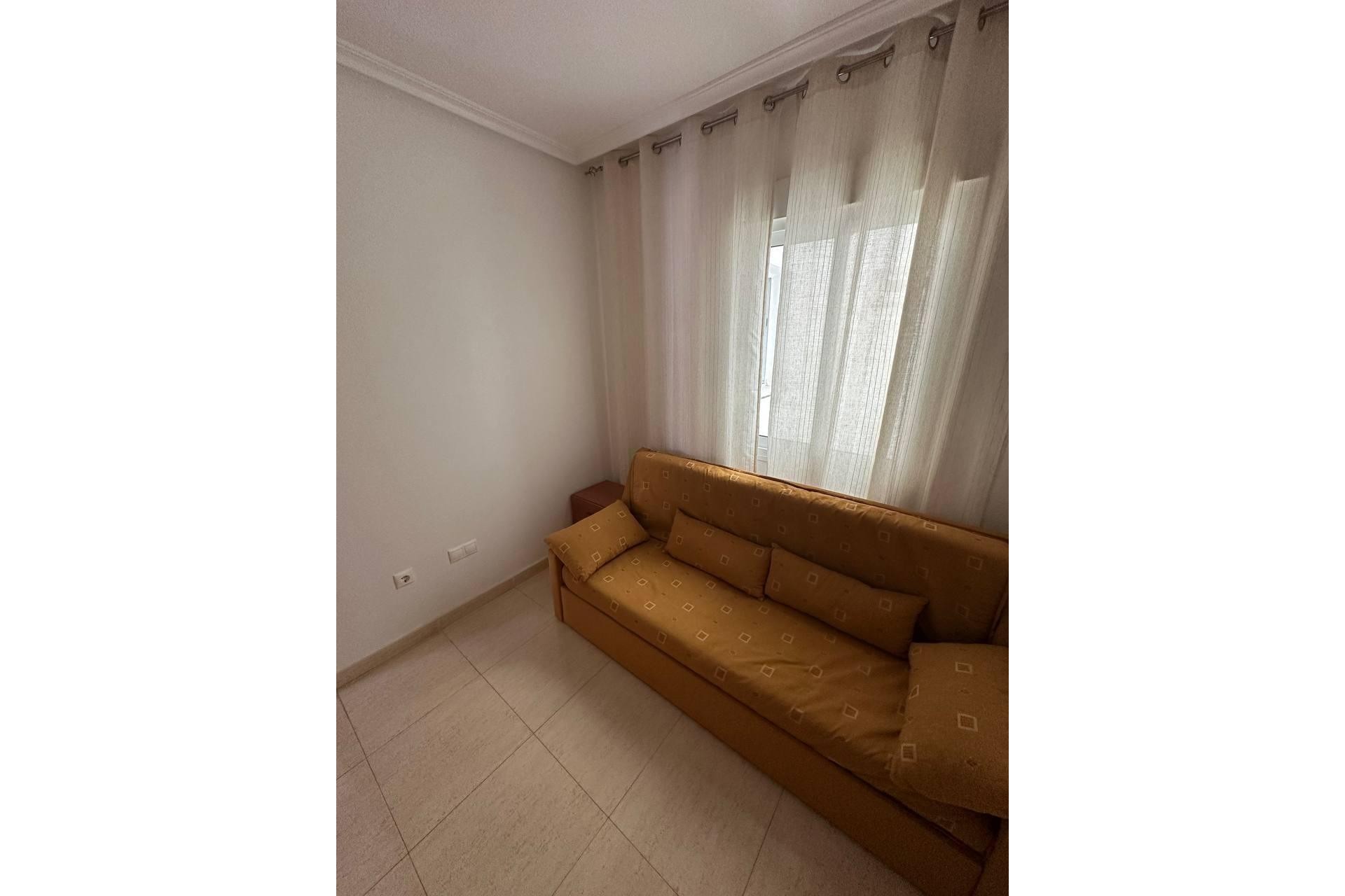 Reventa - Apartment -
Torrevieja - Centro