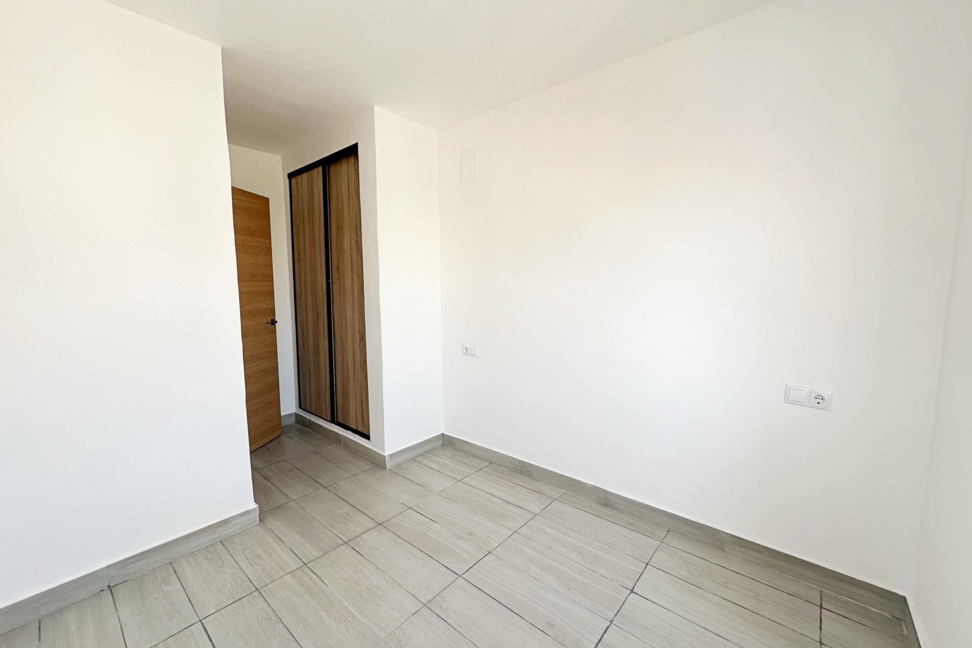 Reventa - Apartment -
Torrevieja - Centro