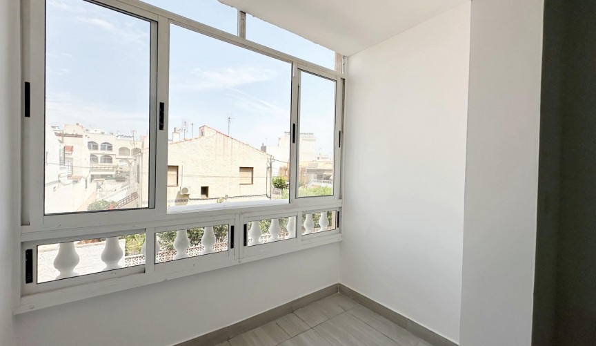 Reventa - Apartment -
Torrevieja - Centro