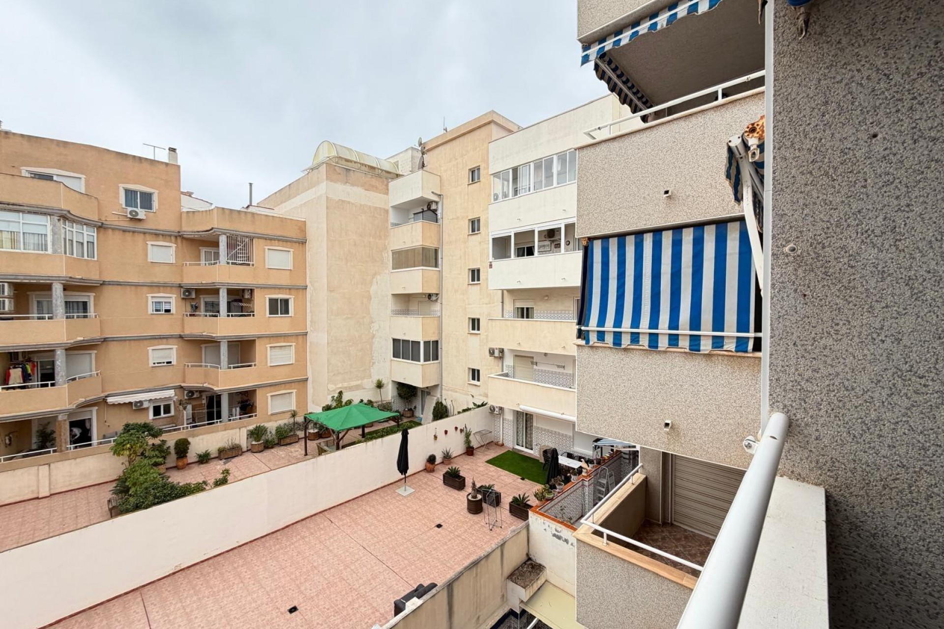 Reventa - Apartment -
Torrevieja - Centro