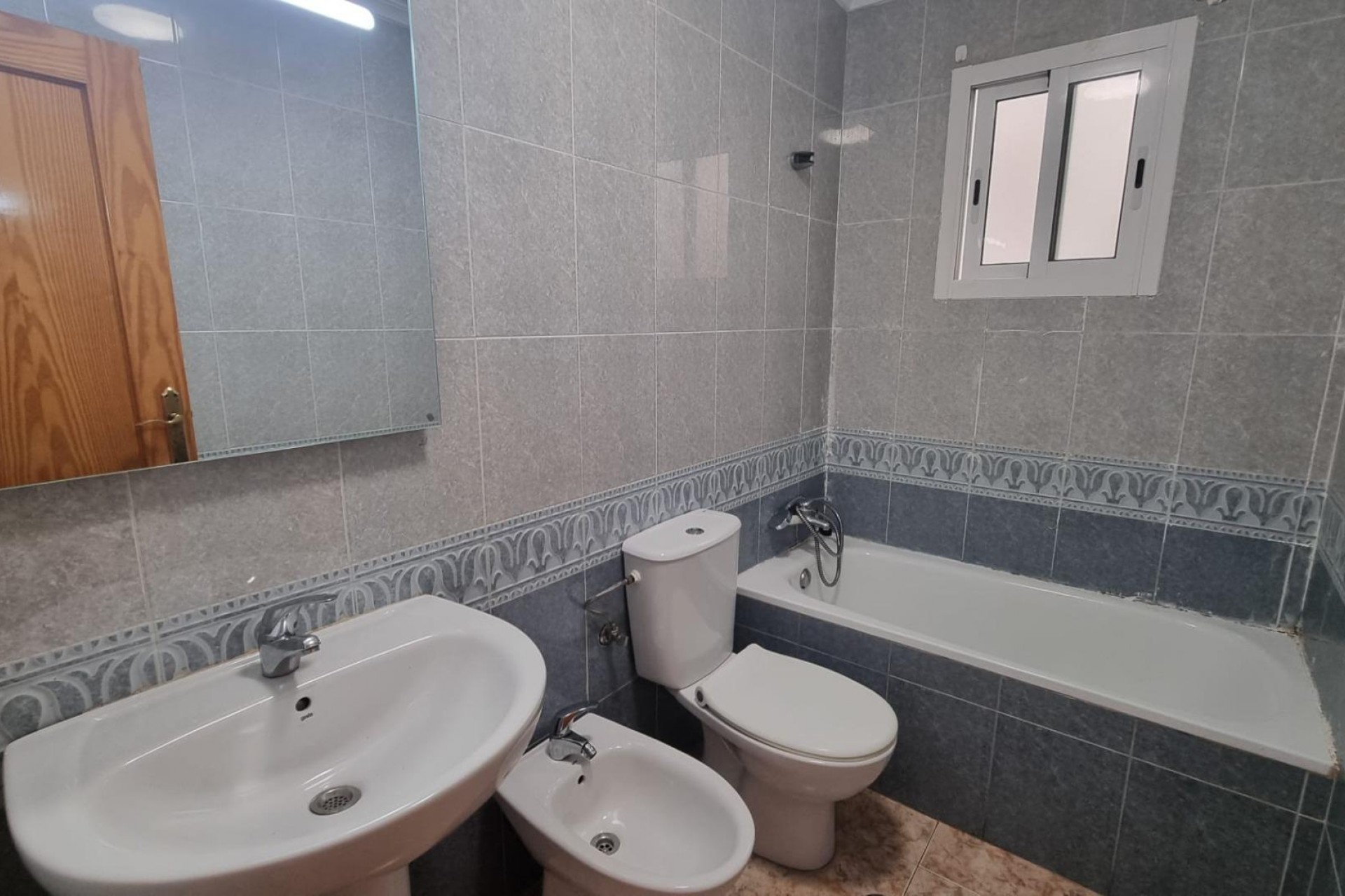 Reventa - Apartment -
Torrevieja - Centro