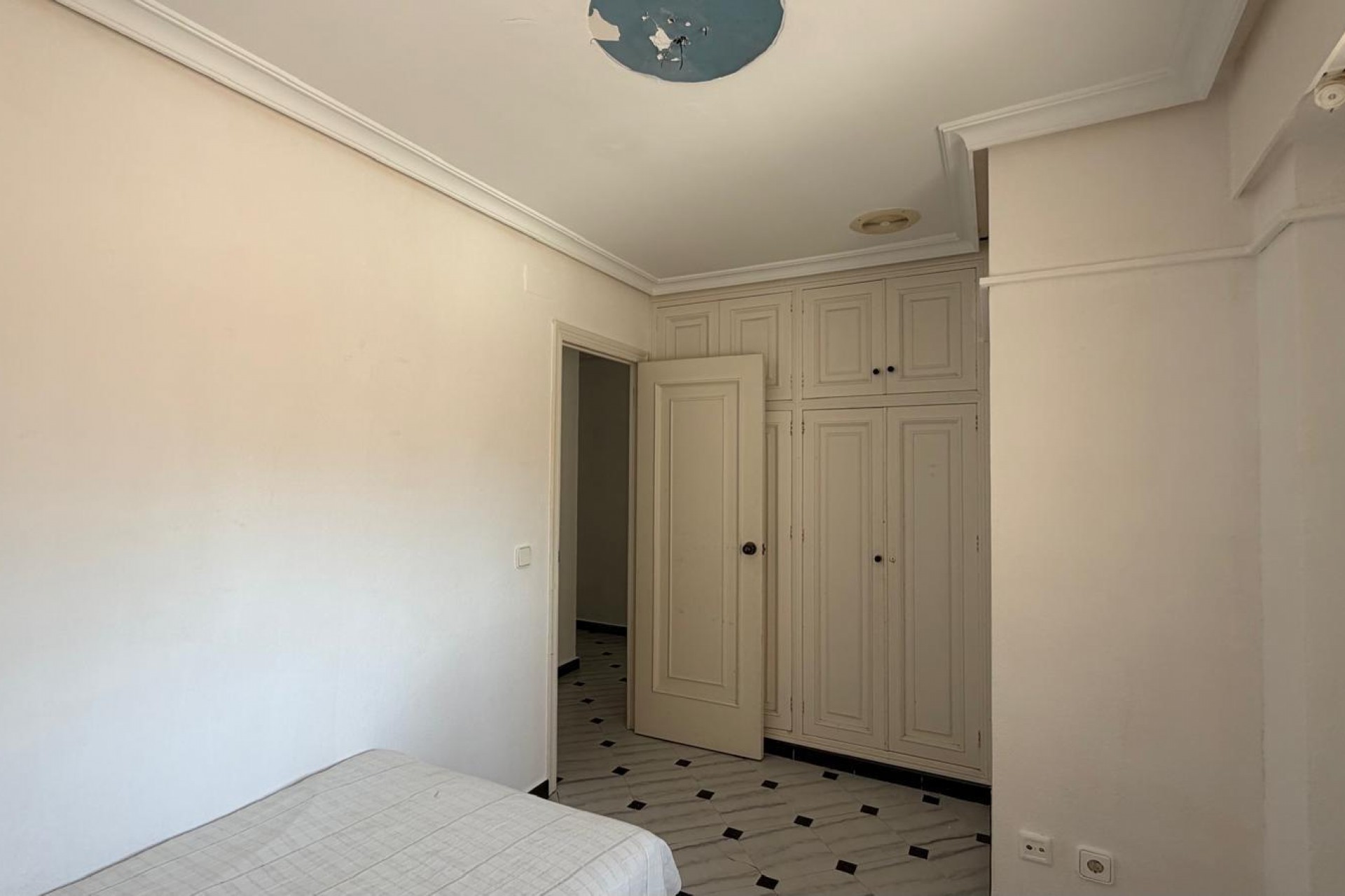Reventa - Apartment -
Torrevieja - Centro