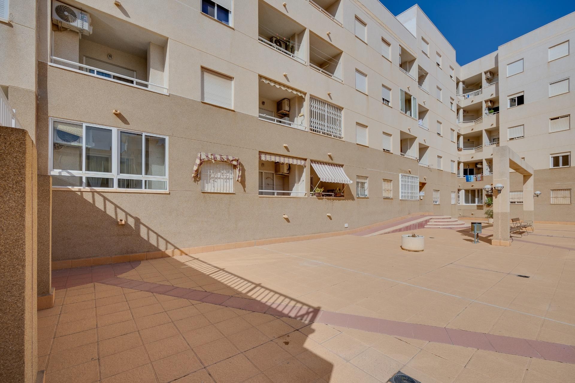 Reventa - Apartment -
Torrevieja - Centro