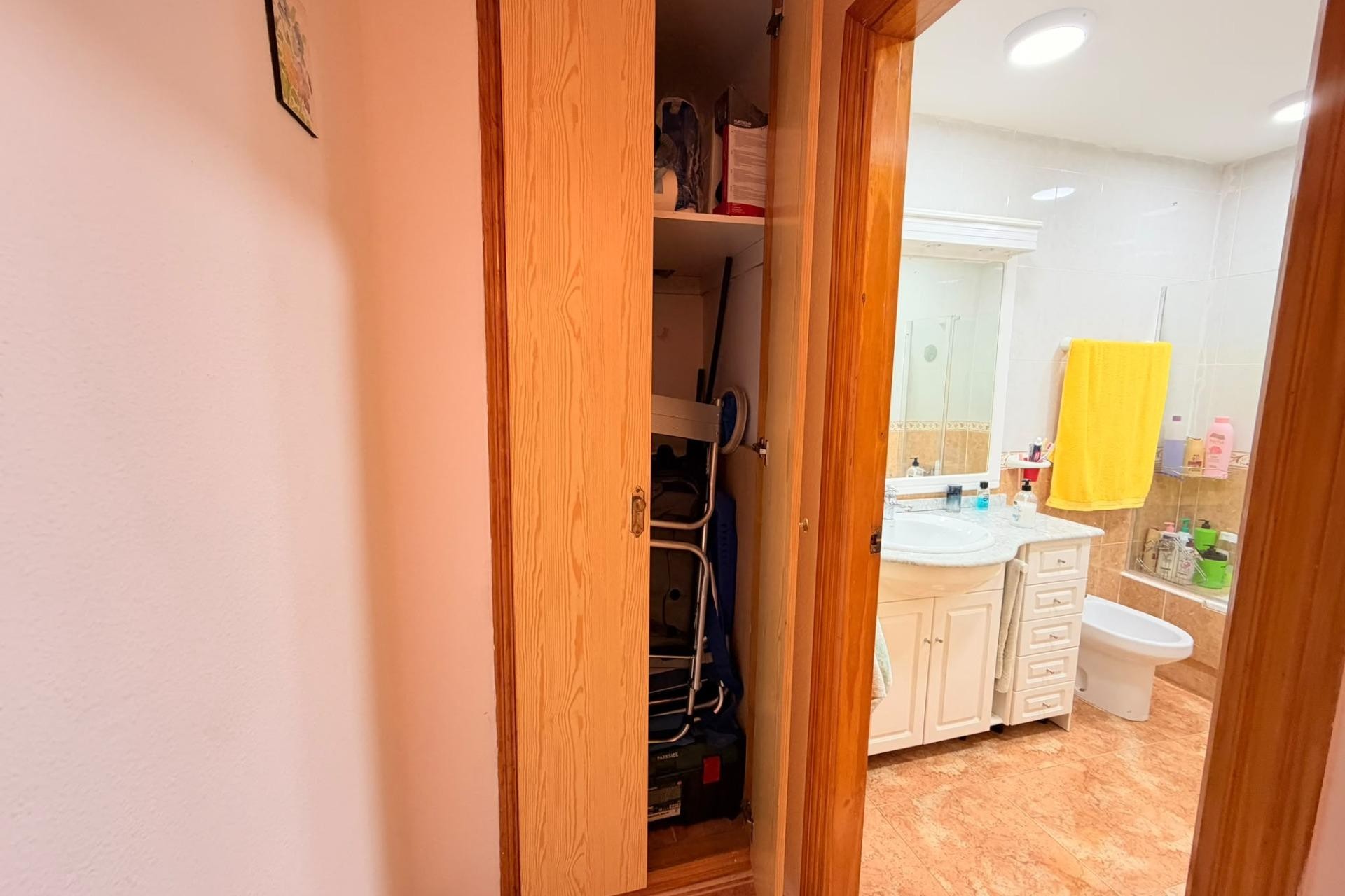 Reventa - Apartment -
Torrevieja - Centro