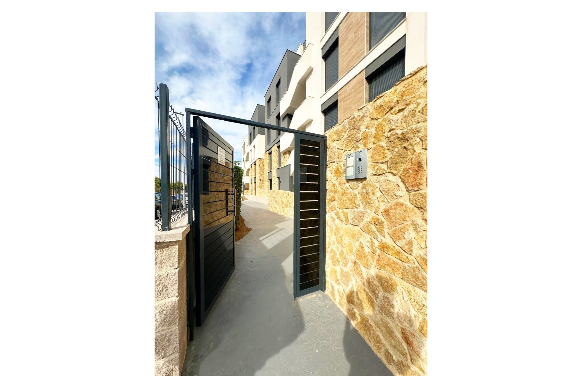 Reventa - Apartment -
Torrevieja - Costa Blanca