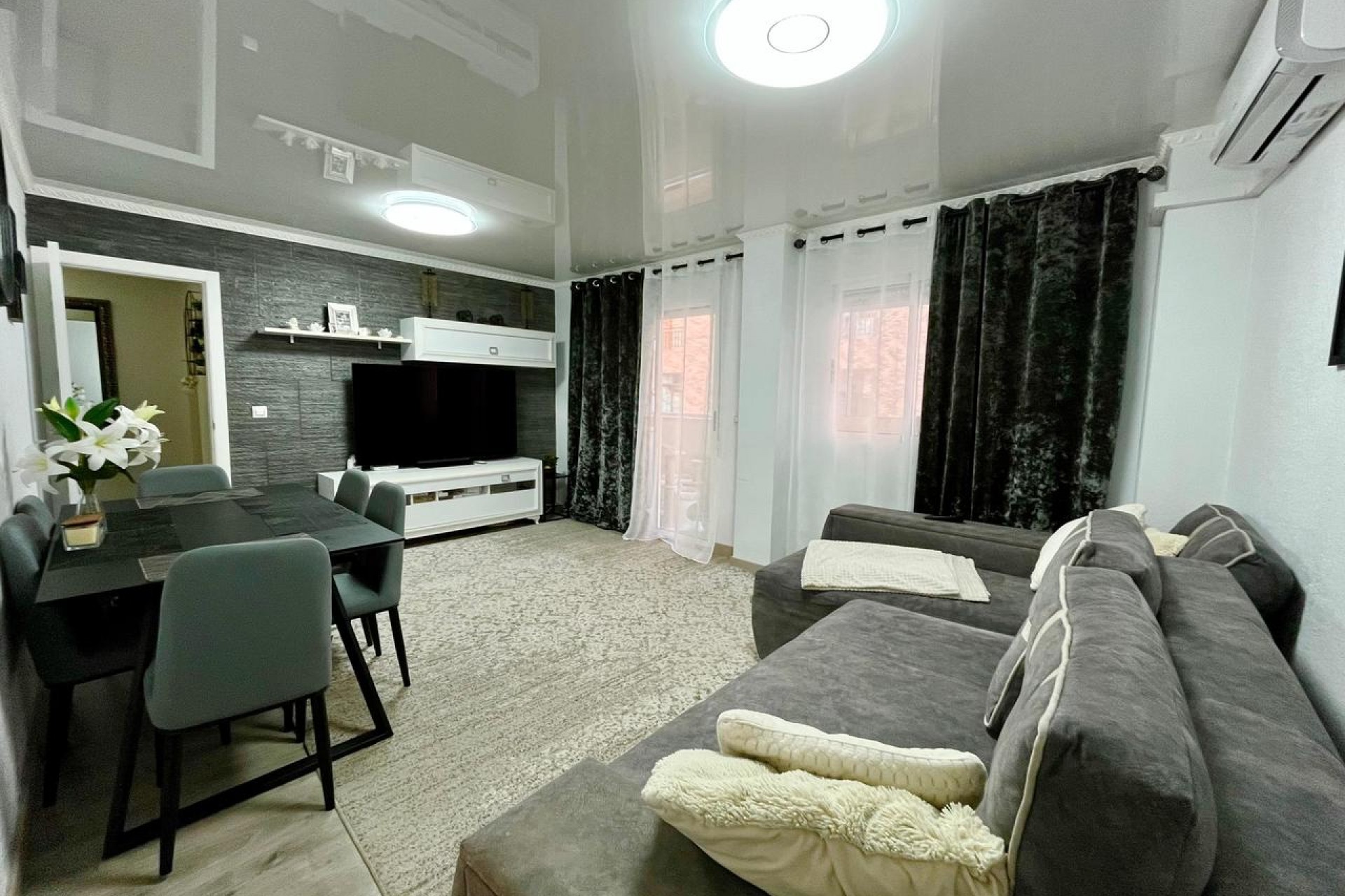 Reventa - Apartment -
Torrevieja - Costa Blanca