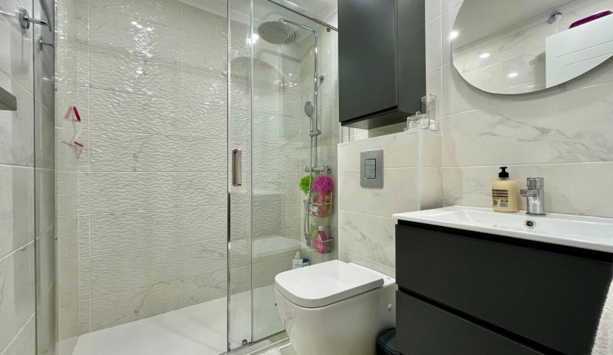 Reventa - Apartment -
Torrevieja - Costa Blanca