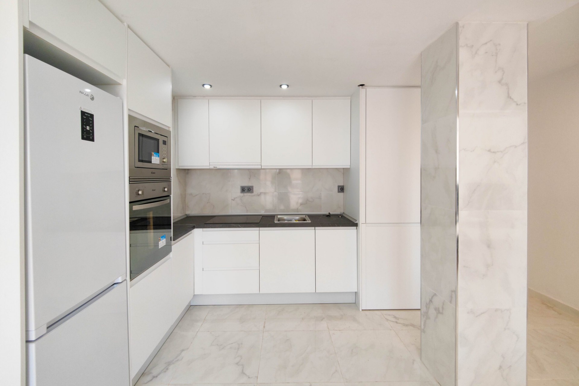 Reventa - Apartment -
Torrevieja - Costa Blanca