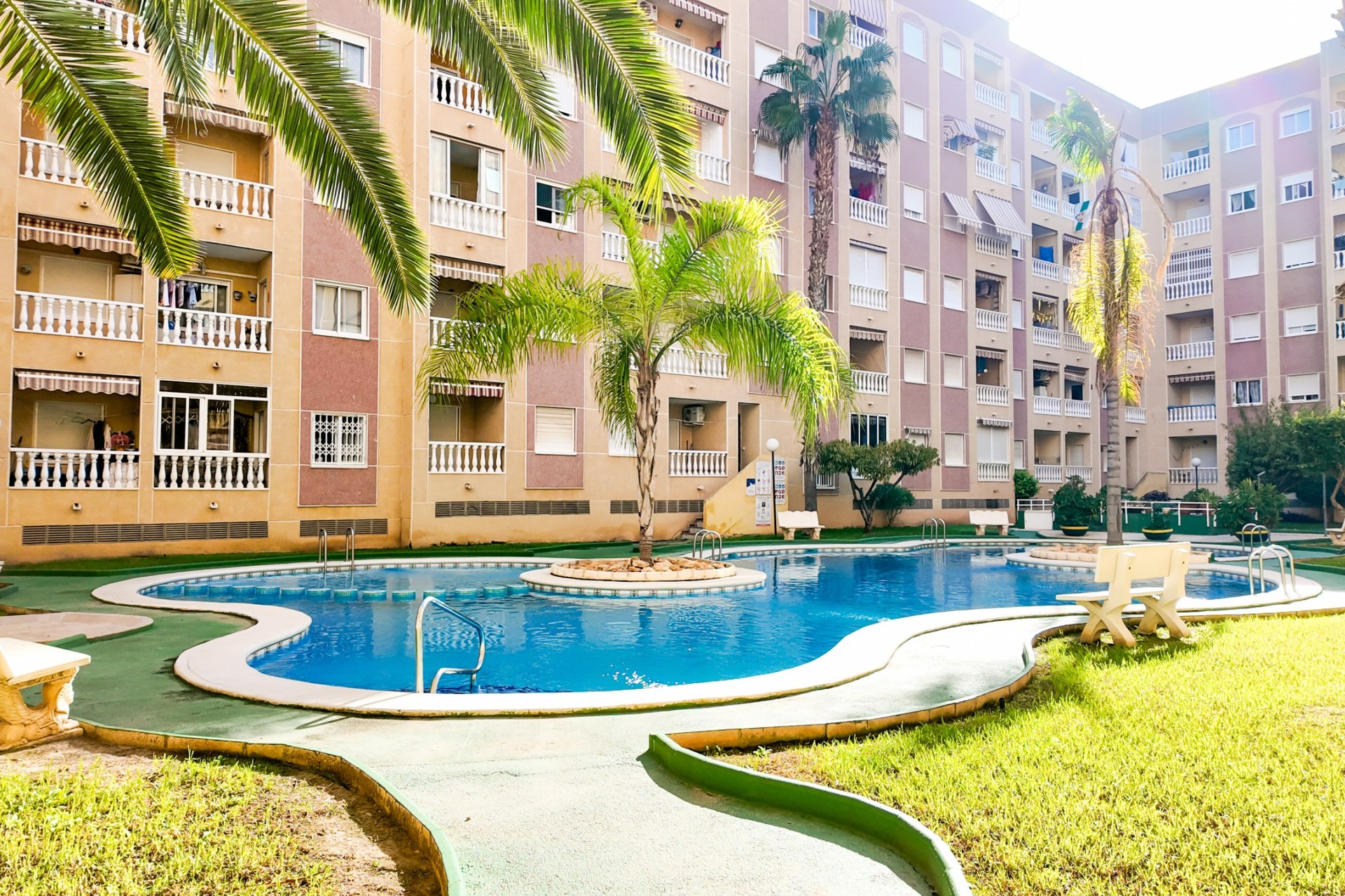 Reventa - Apartment -
Torrevieja - Costa Blanca