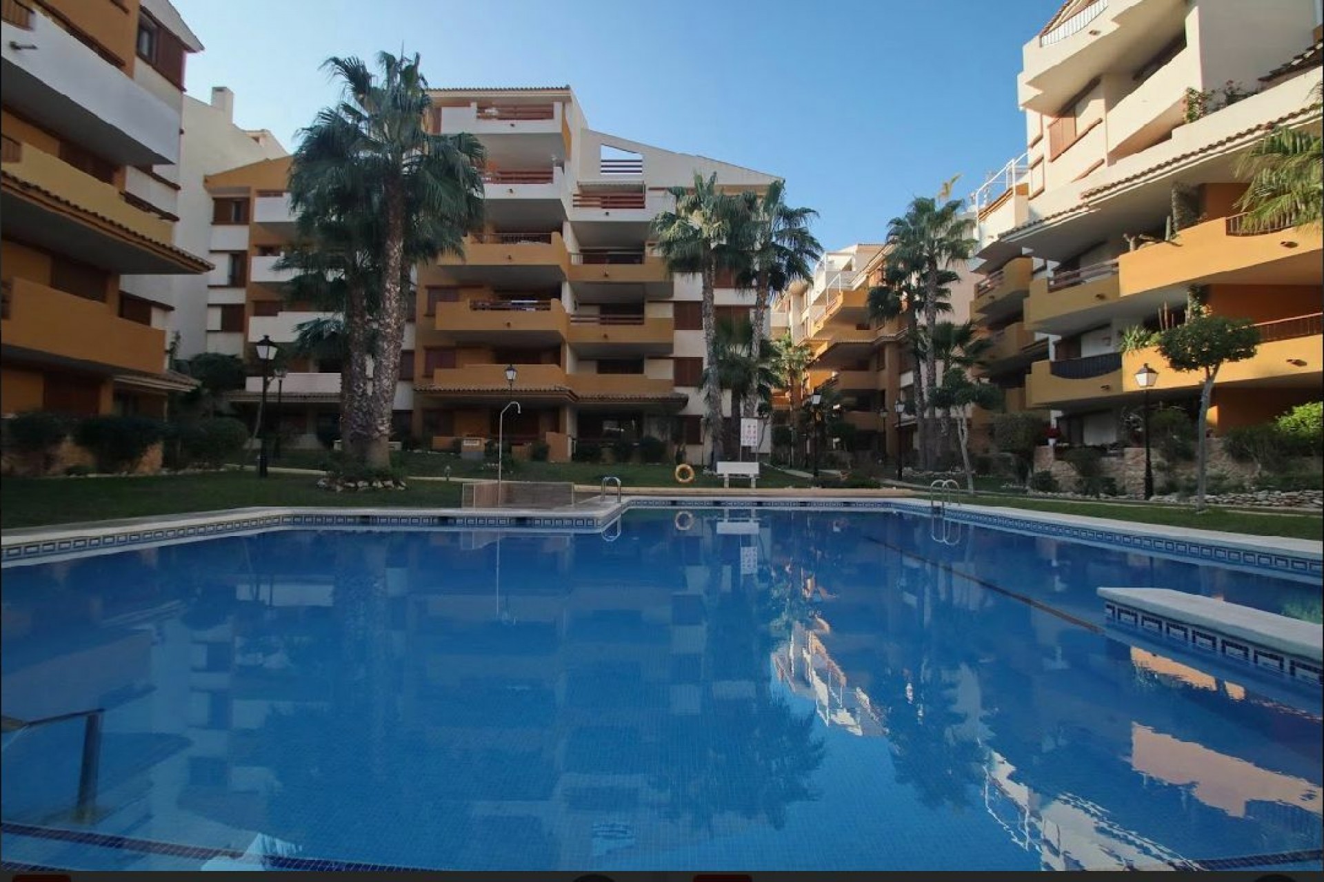 Reventa - Apartment -
Torrevieja - Costa Blanca