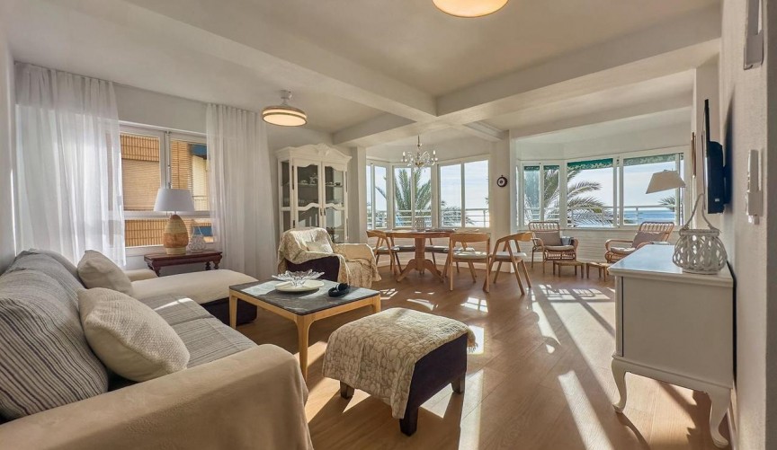 Reventa - Apartment -
Torrevieja - Costa Blanca