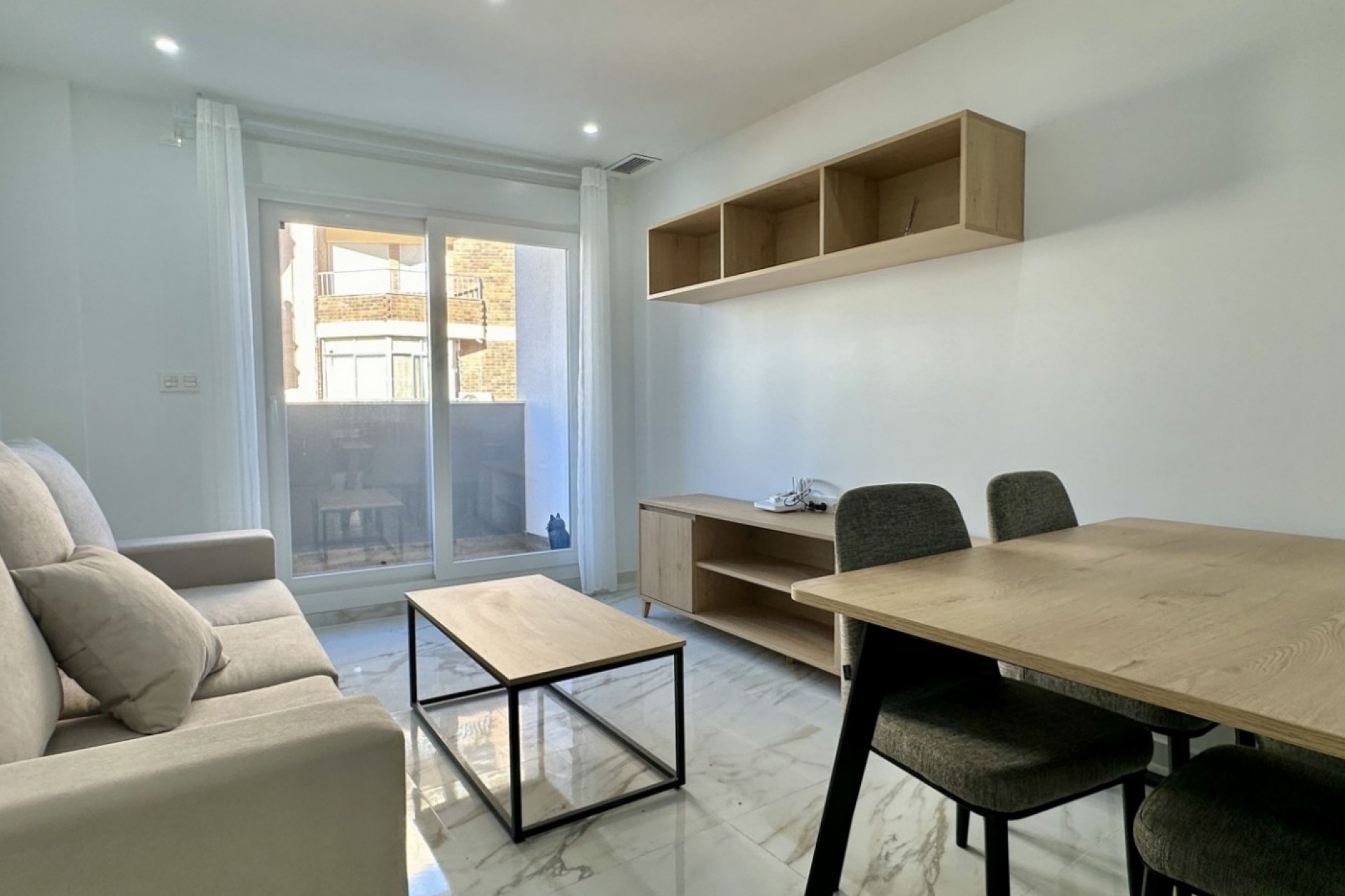 Reventa - Apartment -
Torrevieja - Costa Blanca