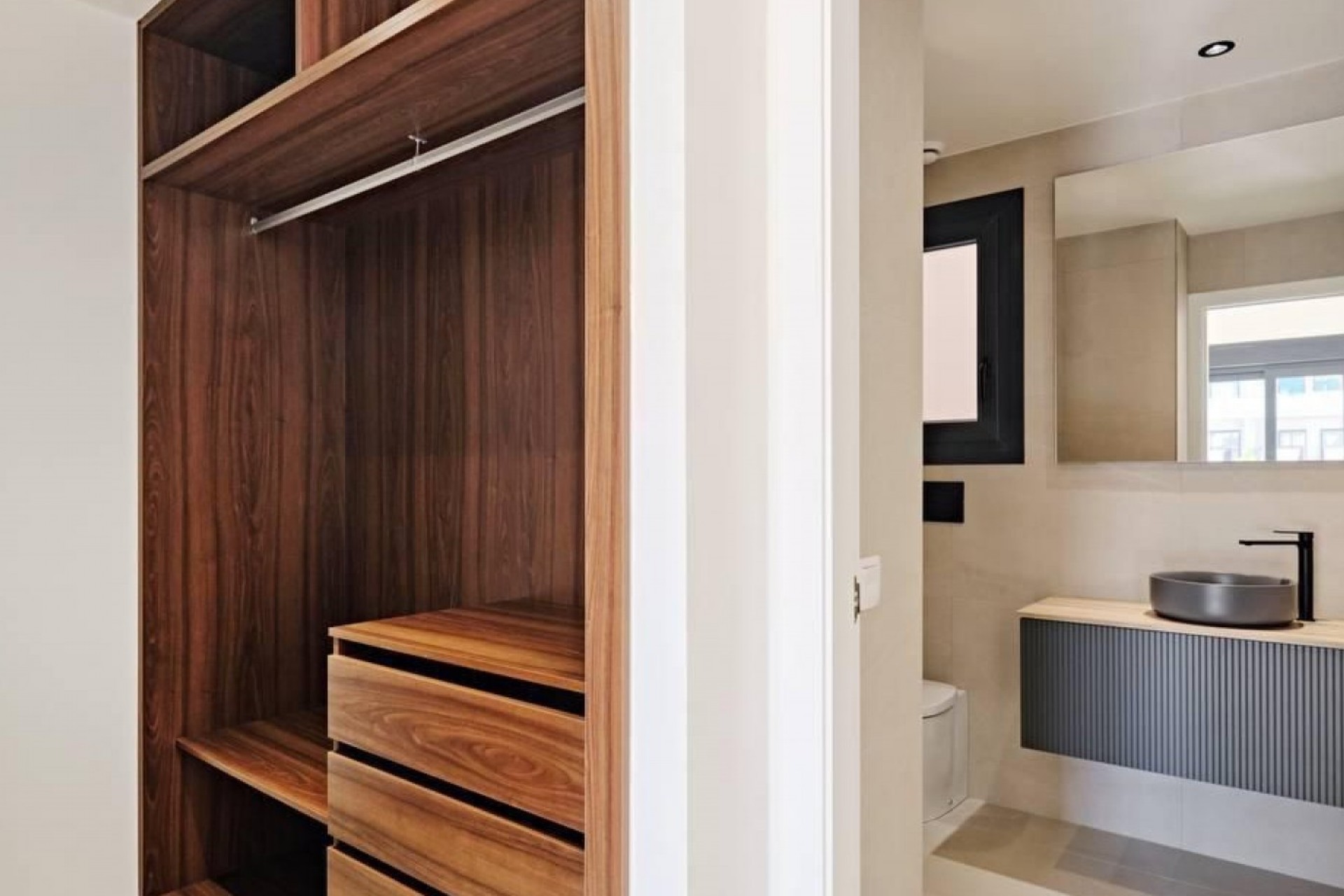 Reventa - Apartment -
Torrevieja - Costa Blanca