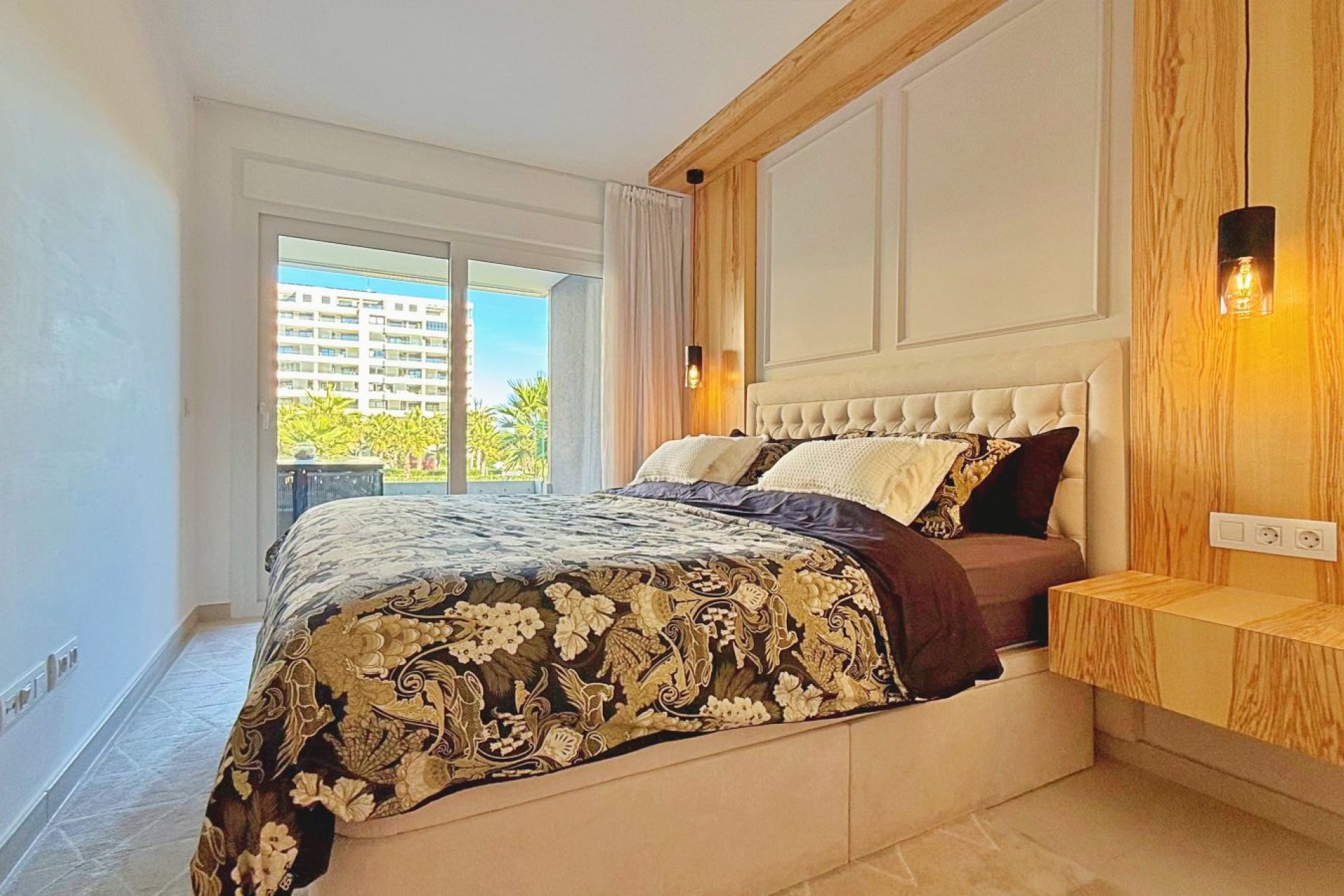 Reventa - Apartment -
Torrevieja - Costa Blanca