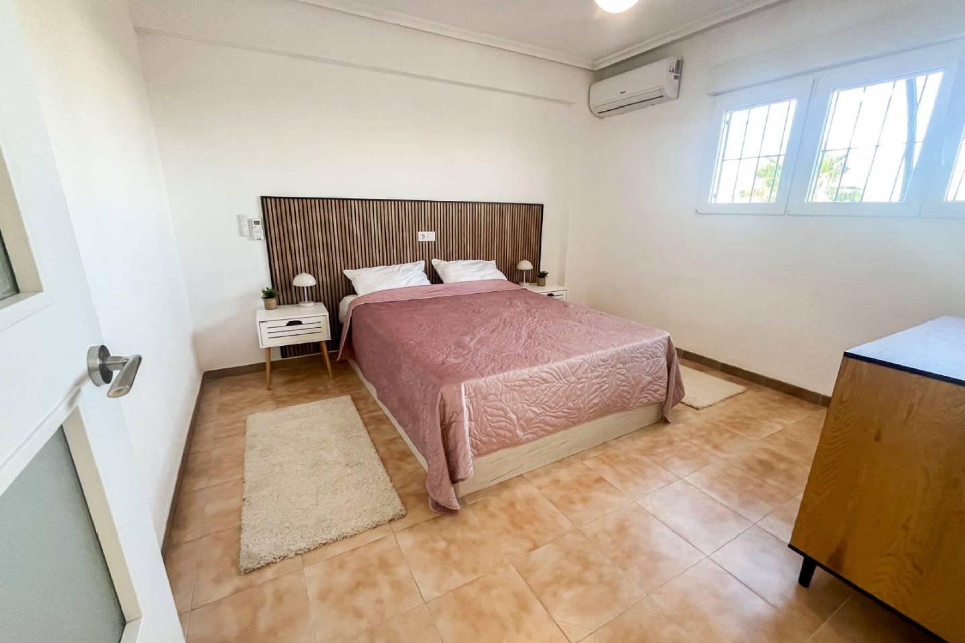 Reventa - Apartment -
Torrevieja - Costa Blanca