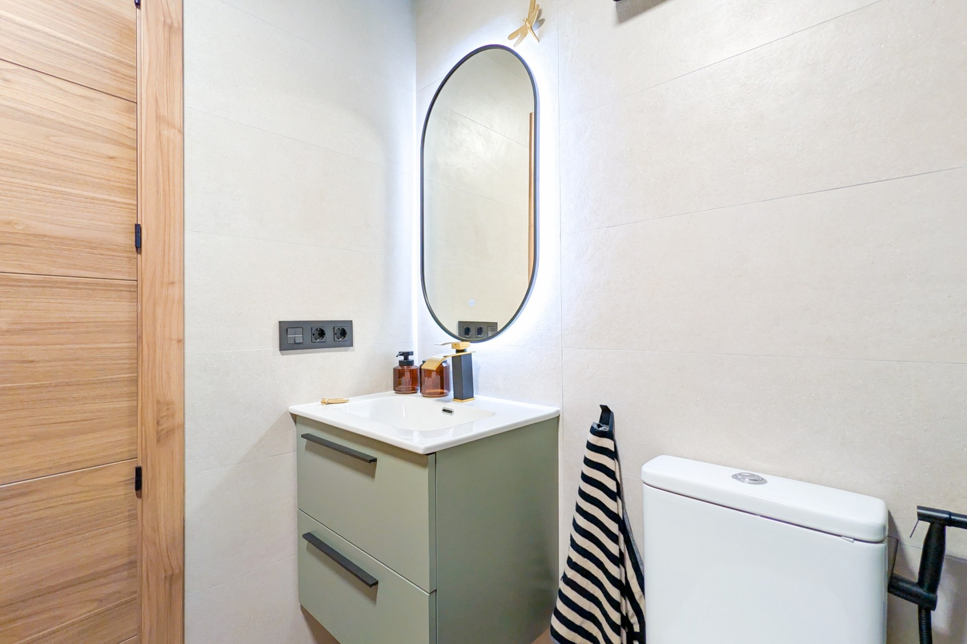 Reventa - Apartment -
Torrevieja - Costa Blanca