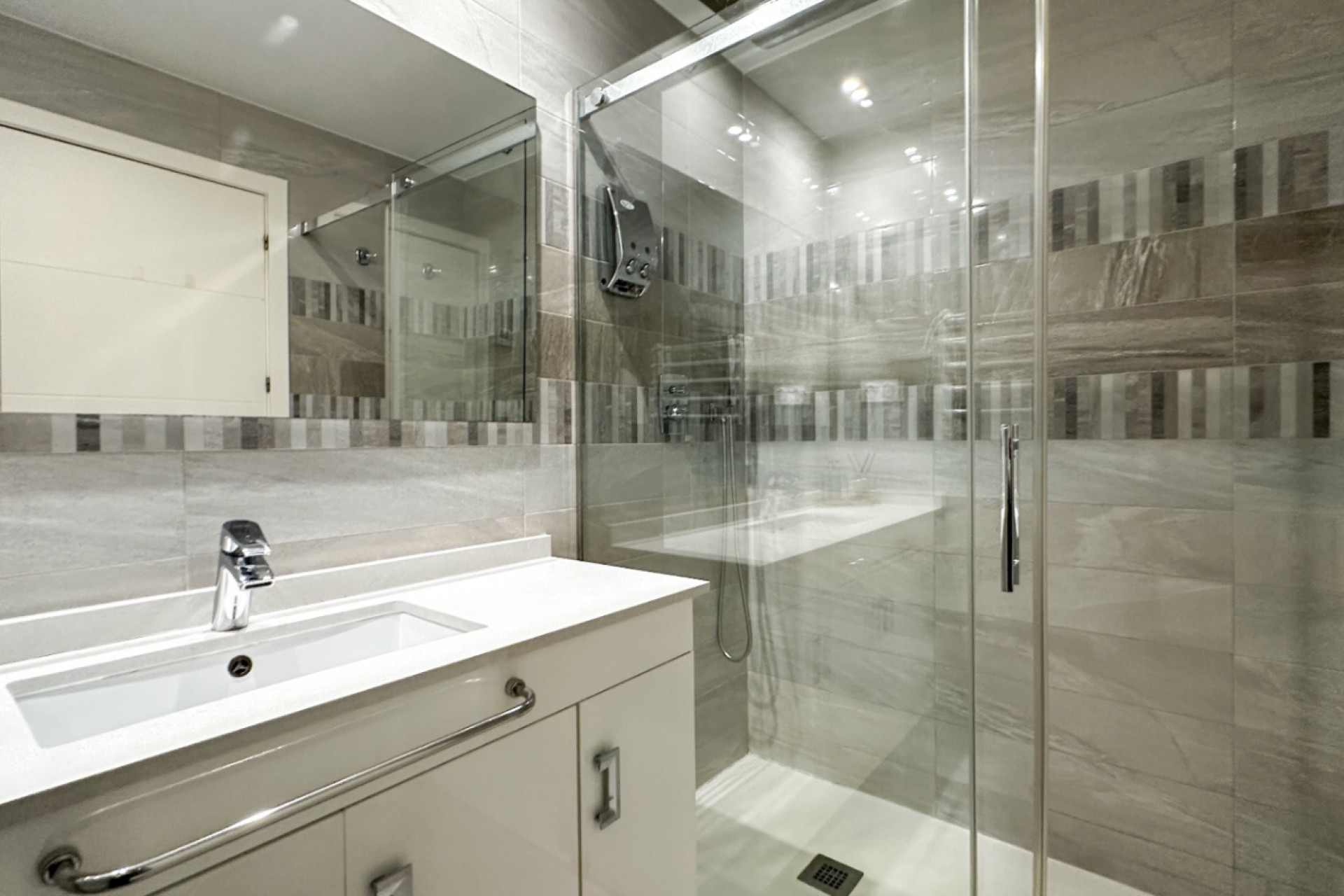 Reventa - Apartment -
Torrevieja - Costa Blanca