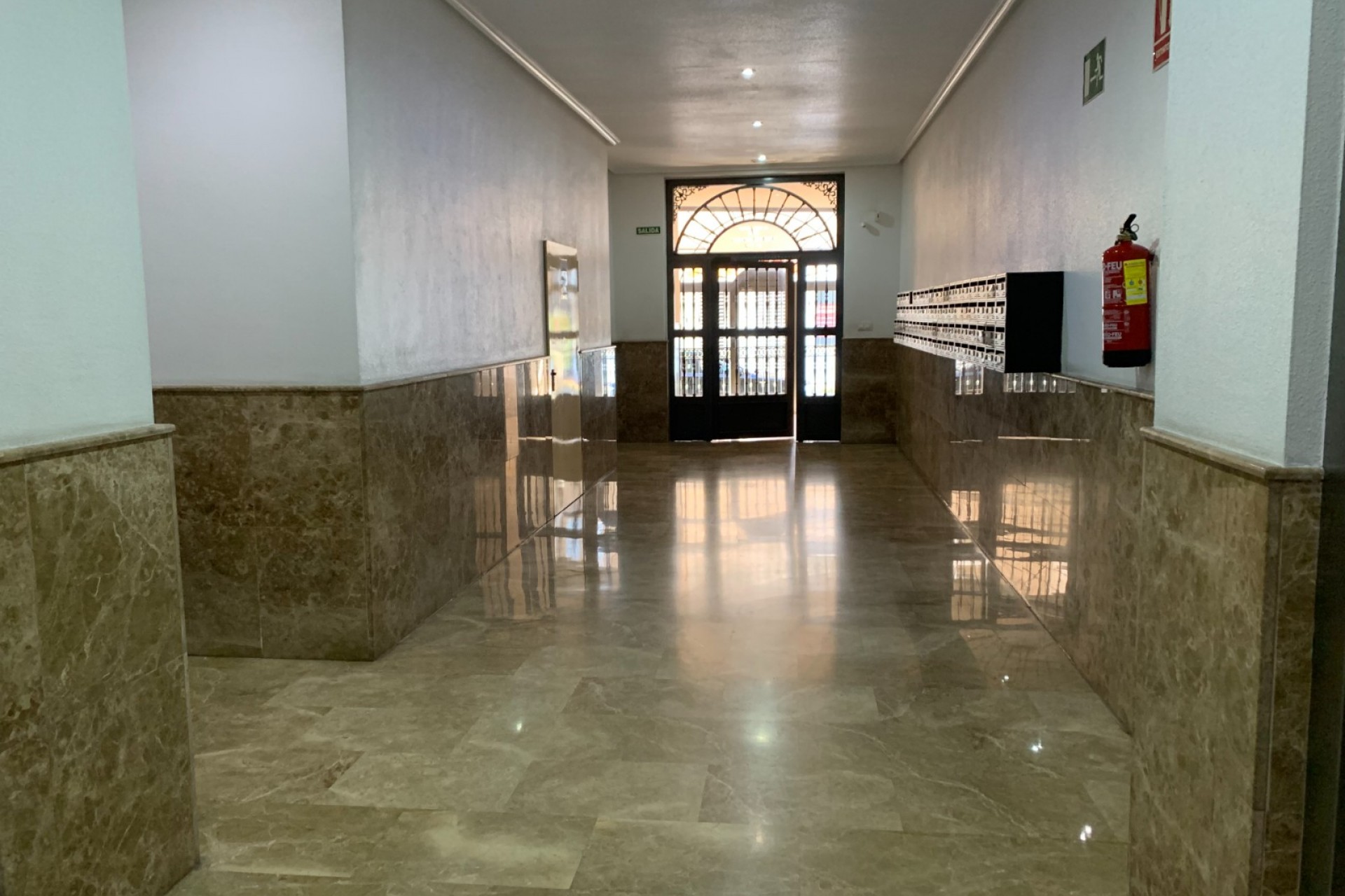 Reventa - Apartment -
Torrevieja - Costa Blanca