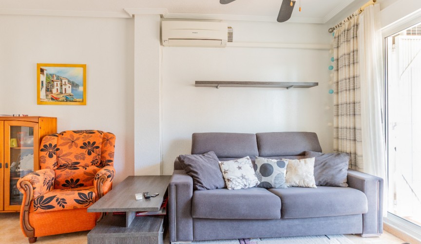 Reventa - Apartment -
Torrevieja - Costa Blanca