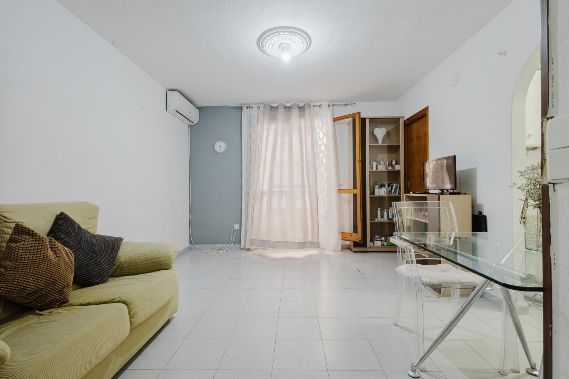 Reventa - Apartment -
Torrevieja - Costa Blanca