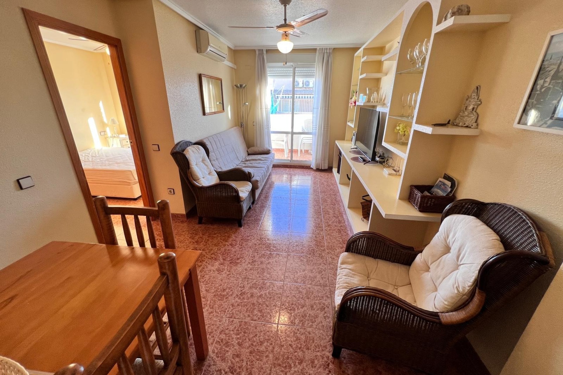 Reventa - Apartment -
Torrevieja - Costa Blanca