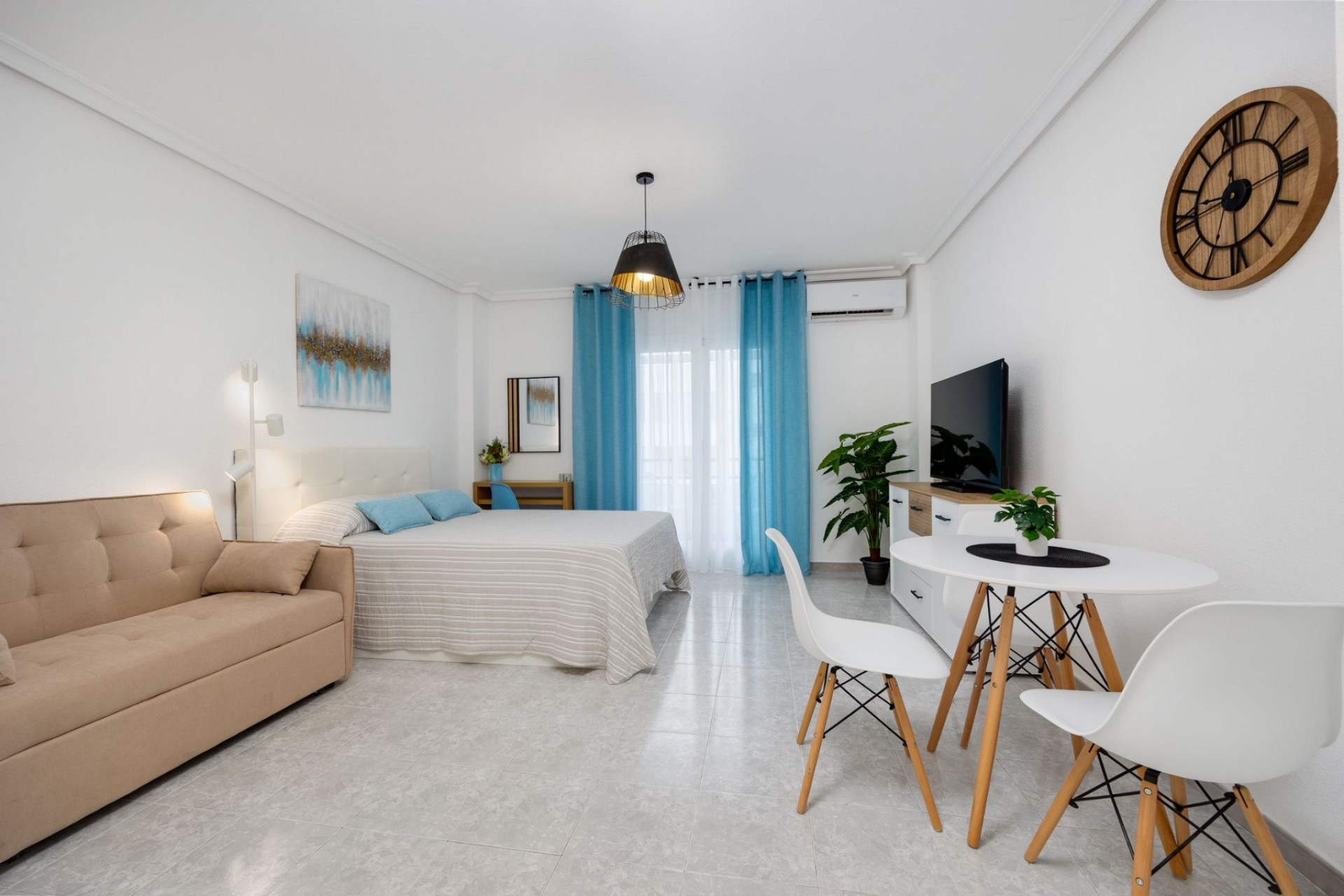 Reventa - Apartment -
Torrevieja - Costa Blanca
