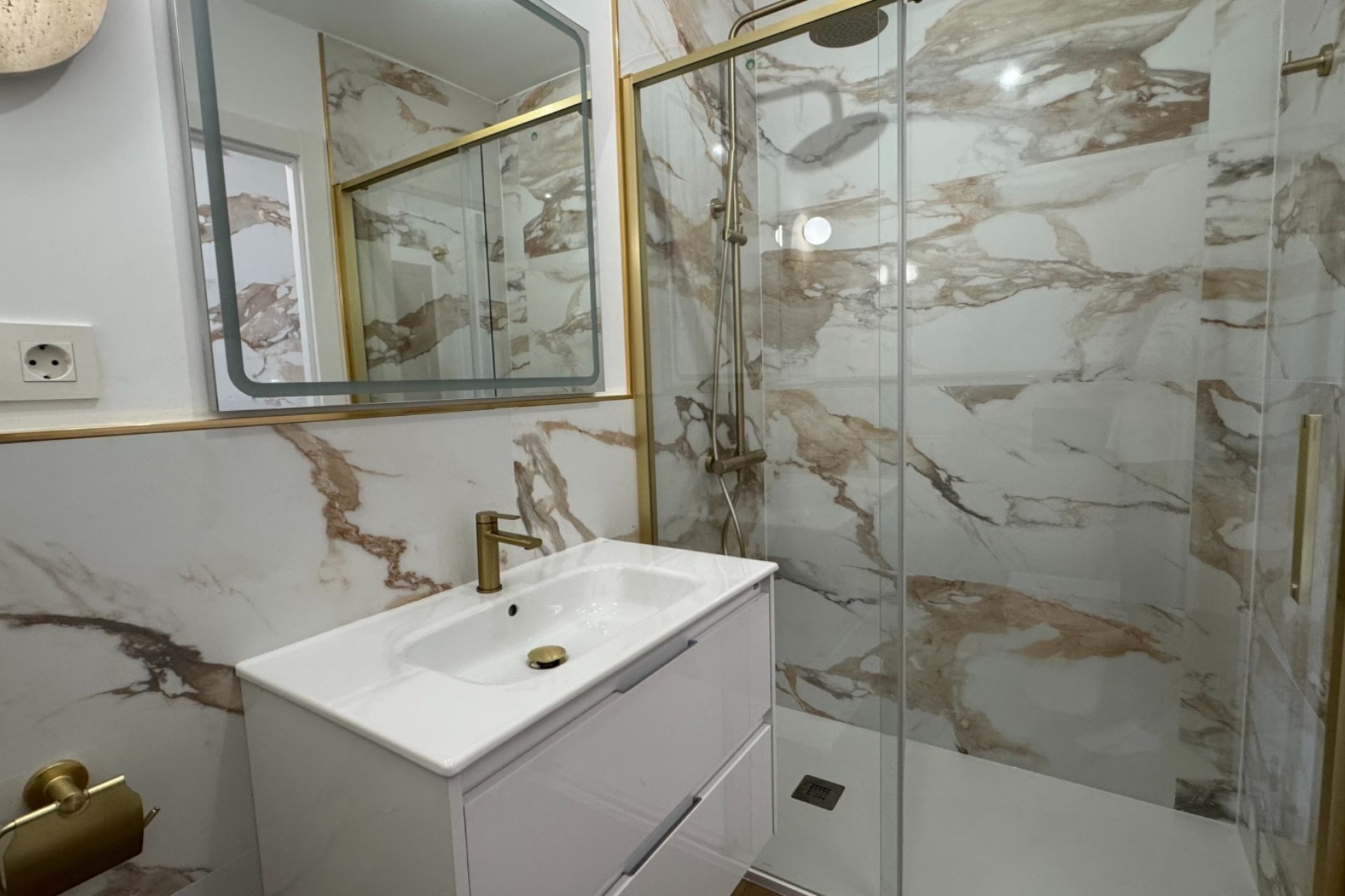 Reventa - Apartment -
Torrevieja - Costa Blanca