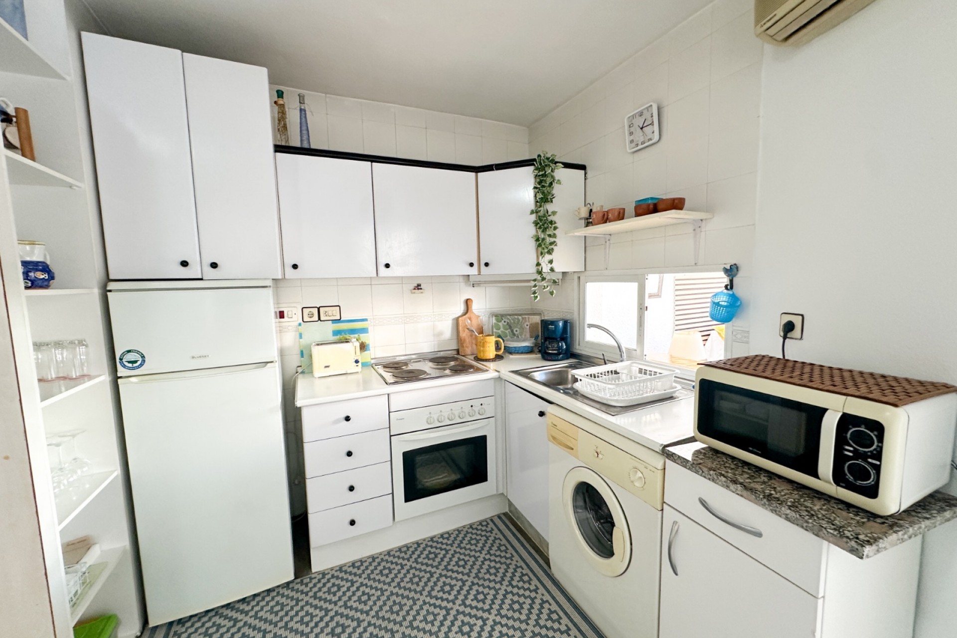 Reventa - Apartment -
Torrevieja - Costa Blanca