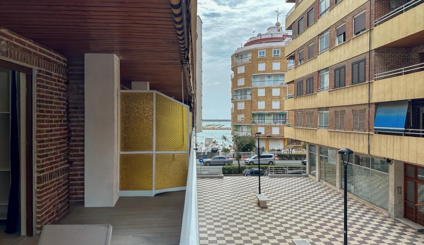 Reventa - Apartment -
Torrevieja - Costa Blanca