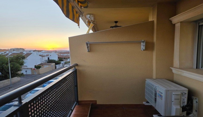 Reventa - Apartment -
Torrevieja - Costa Blanca