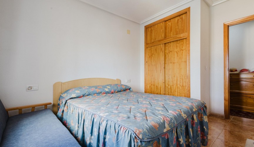 Reventa - Apartment -
Torrevieja - Costa Blanca