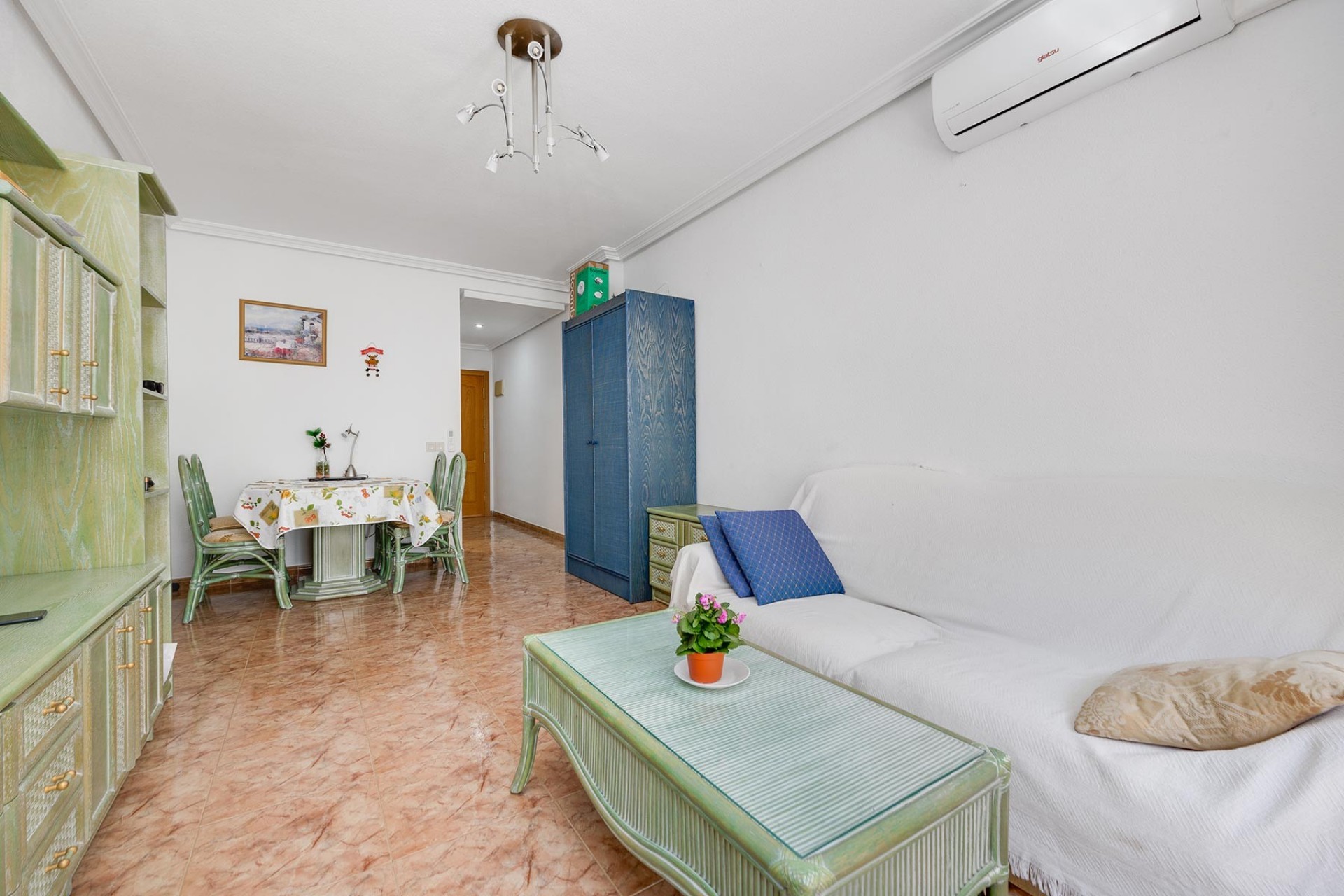 Reventa - Apartment -
Torrevieja - Costa Blanca