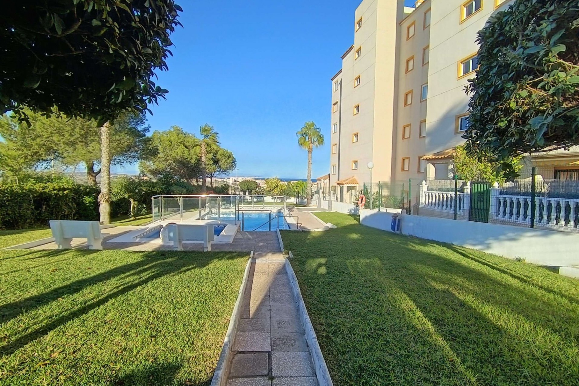 Reventa - Apartment -
Torrevieja - Costa Blanca