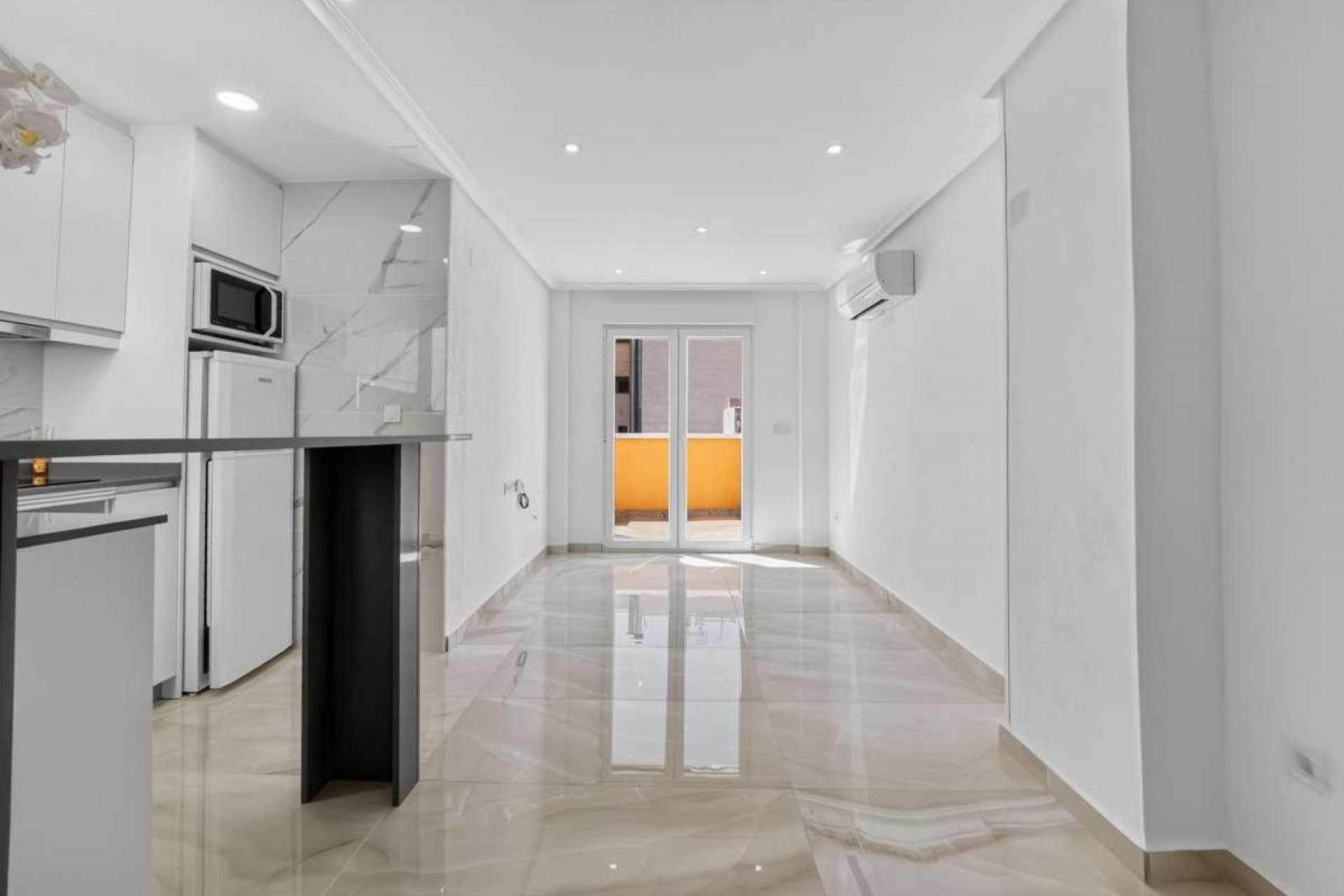 Reventa - Apartment -
Torrevieja - Costa Blanca