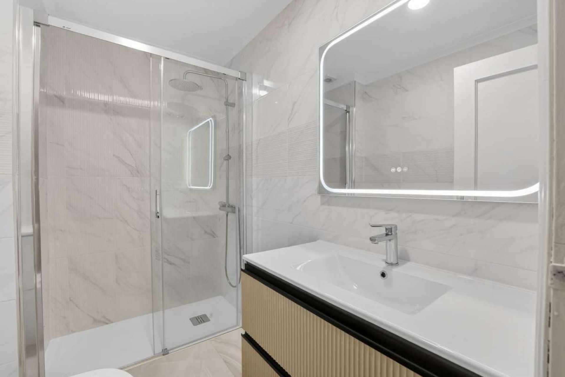 Reventa - Apartment -
Torrevieja - Costa Blanca