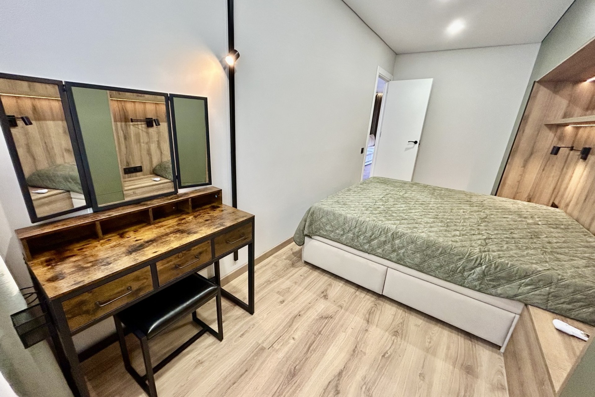 Reventa - Apartment -
Torrevieja - Costa Blanca