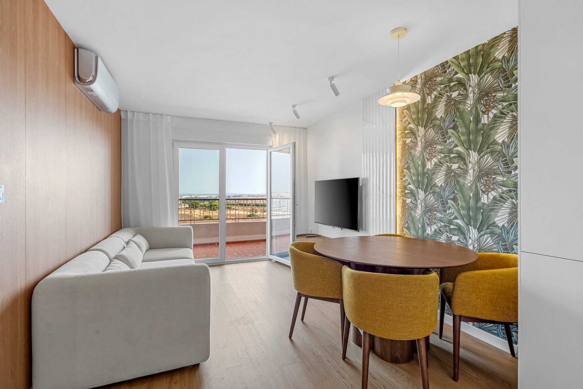 Reventa - Apartment -
Torrevieja - Costa Blanca