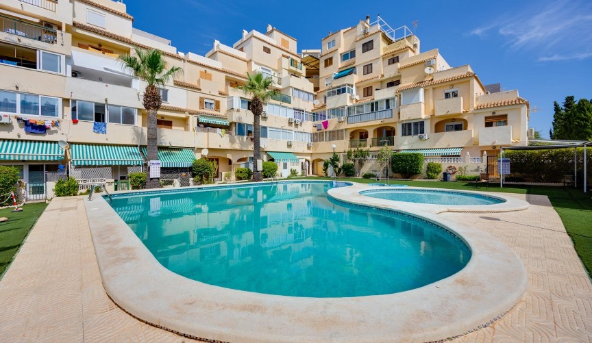 Reventa - Apartment -
Torrevieja - Costa Blanca