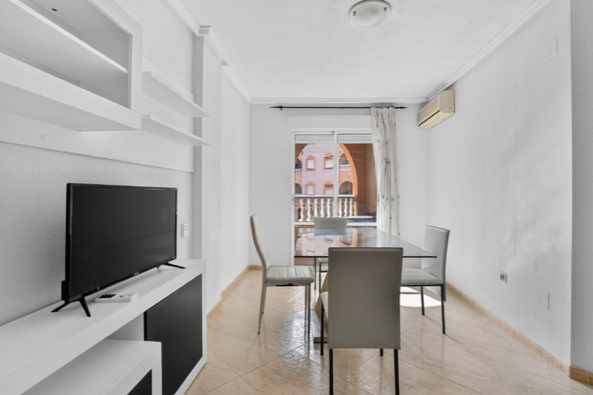 Reventa - Apartment -
Torrevieja - Costa Blanca