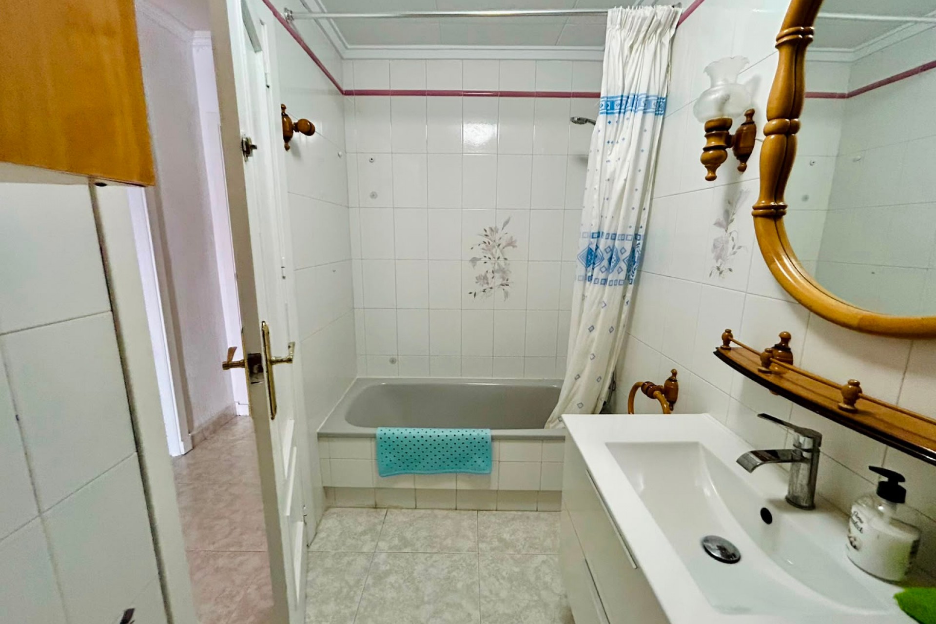 Reventa - Apartment -
Torrevieja - Costa Blanca