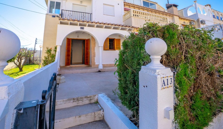 Reventa - Apartment -
Torrevieja - El Chaparral