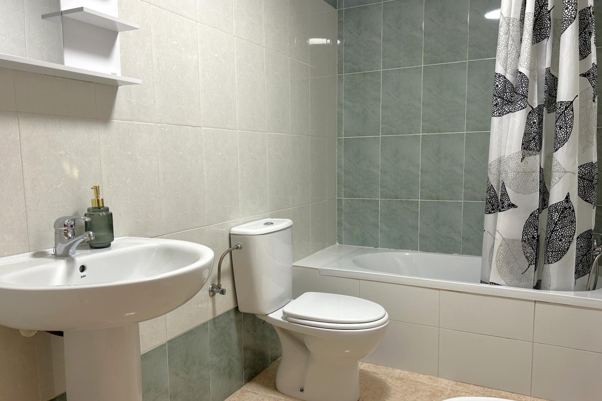 Reventa - Apartment -
Torrevieja - El Molino