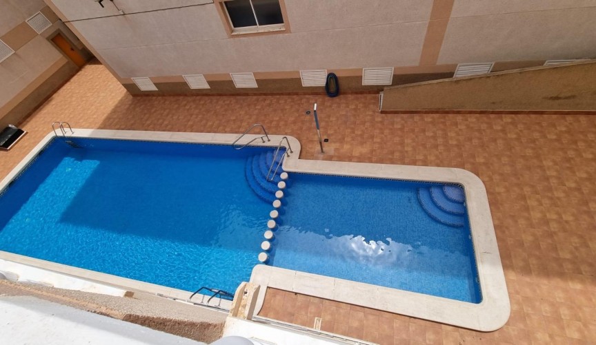 Reventa - Apartment -
Torrevieja - El Molino