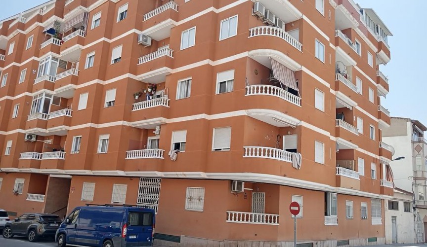 Reventa - Apartment -
Torrevieja - El Molino