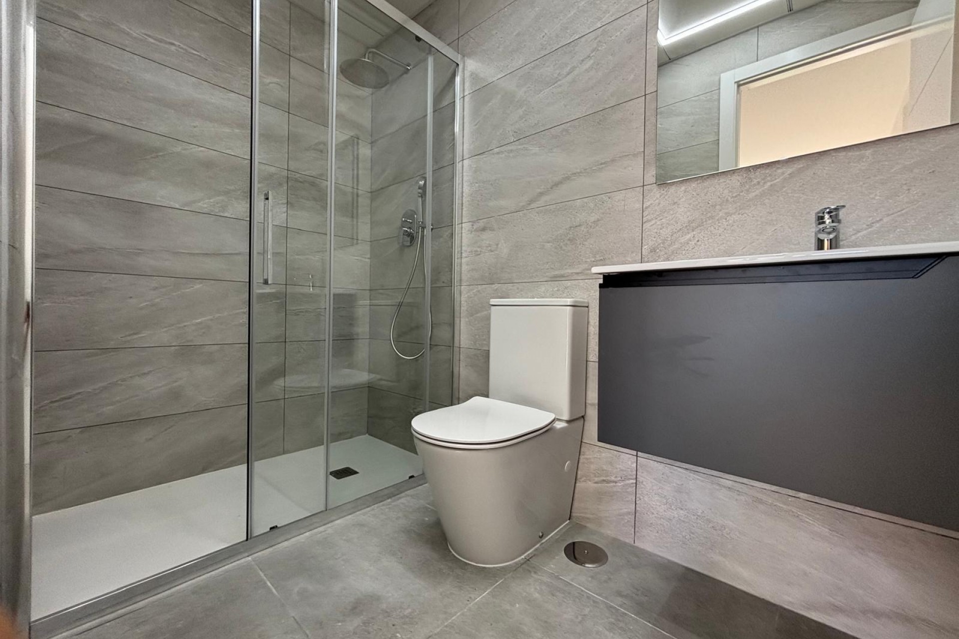 Reventa - Apartment -
Torrevieja - Estacion De Autobuses