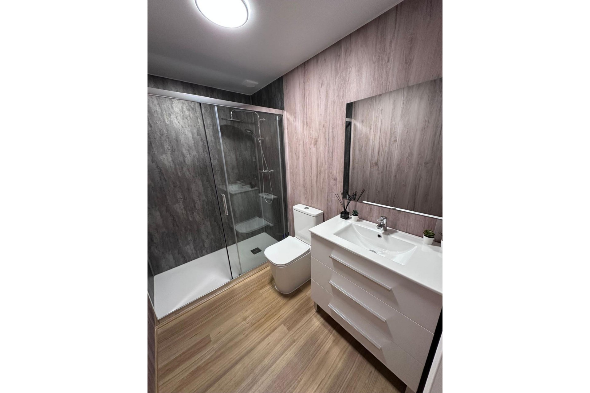 Reventa - Apartment -
Torrevieja - Estacion De Autobuses