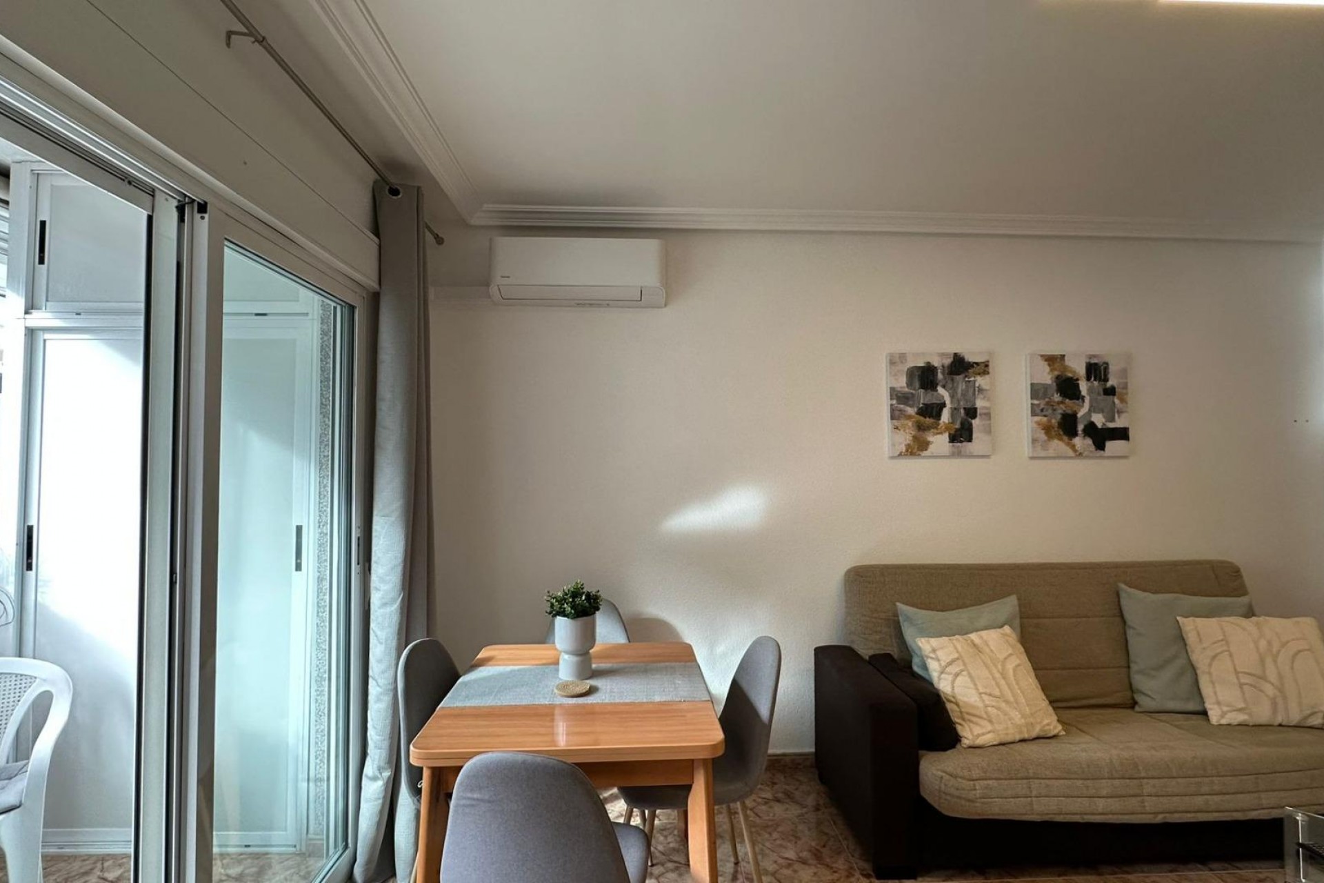 Reventa - Apartment -
Torrevieja - Estacion De Autobuses