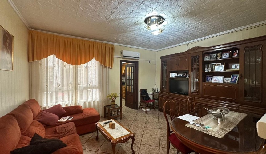 Reventa - Apartment -
Torrevieja - Estacion De Autobuses