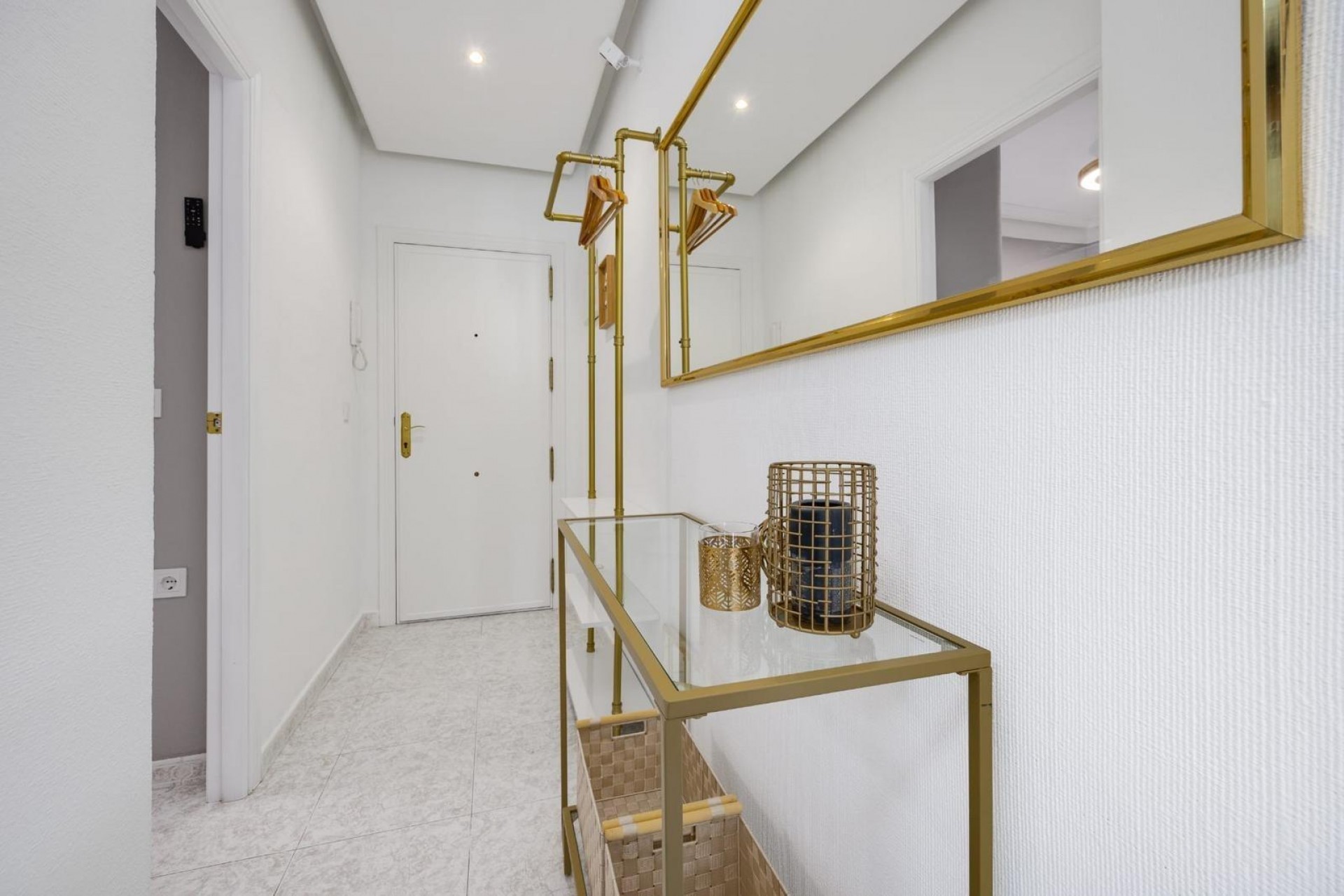 Reventa - Apartment -
Torrevieja - Estacion De Autobuses