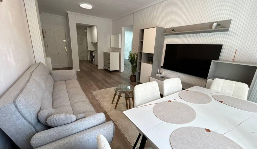 Reventa - Apartment -
Torrevieja - Estacion De Autobuses